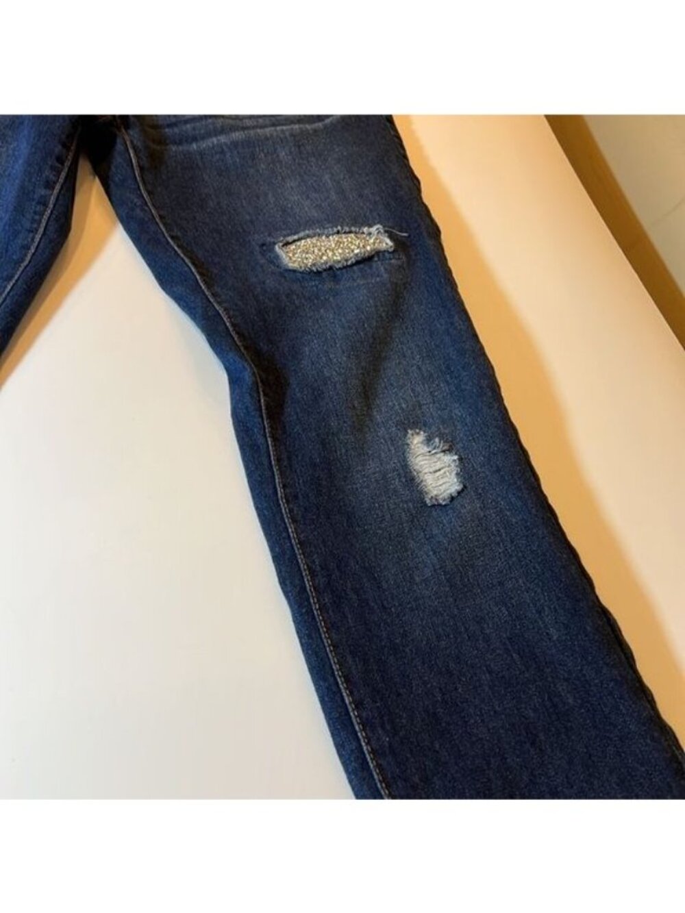 Juicy Couture skinny jeans Y2K Dark wash distressed glittery patches Size 6 - Picture 10 of 16